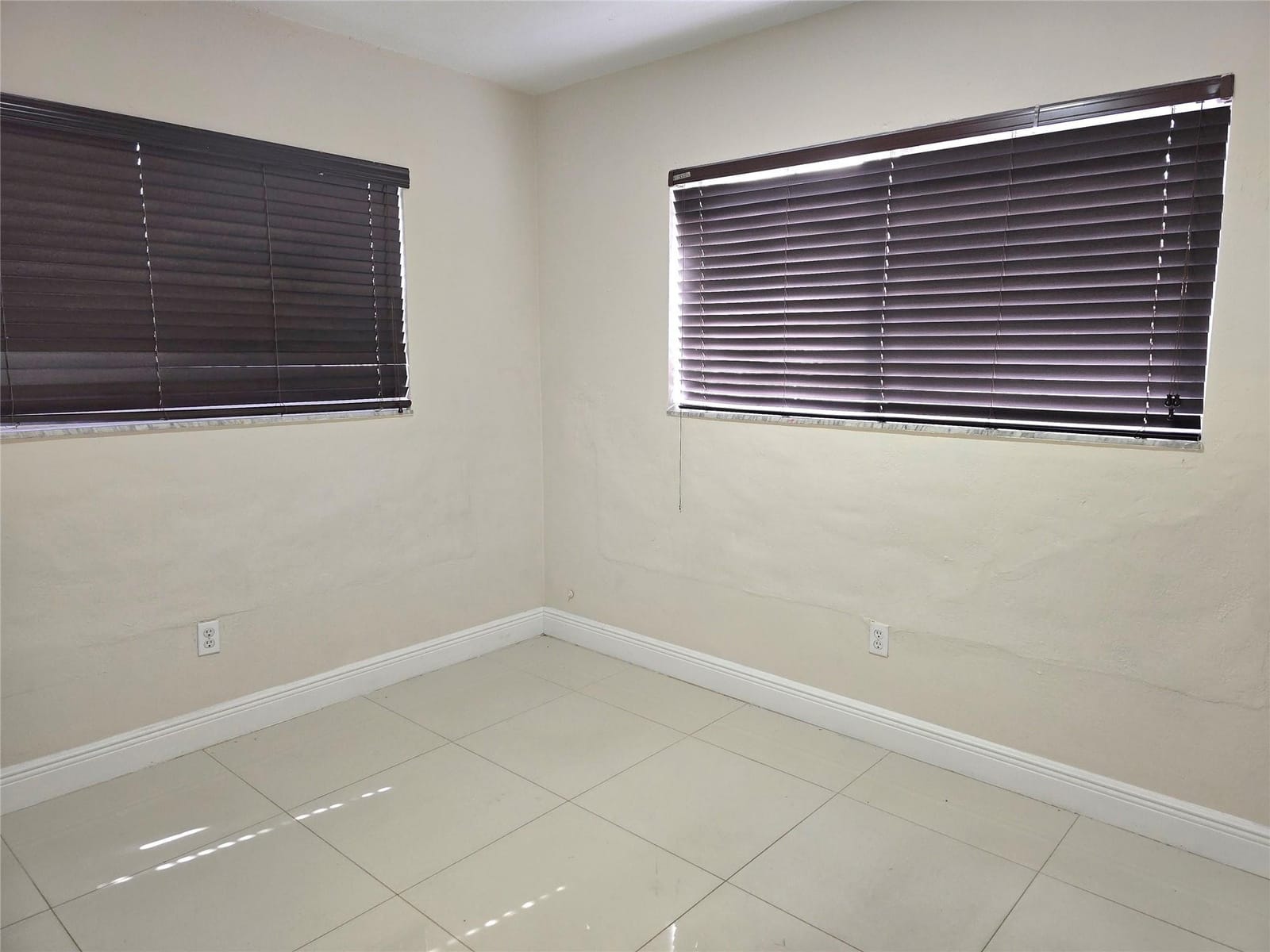 18422 NW 42nd Court, Miami Gardens, FL 33055 photo 11