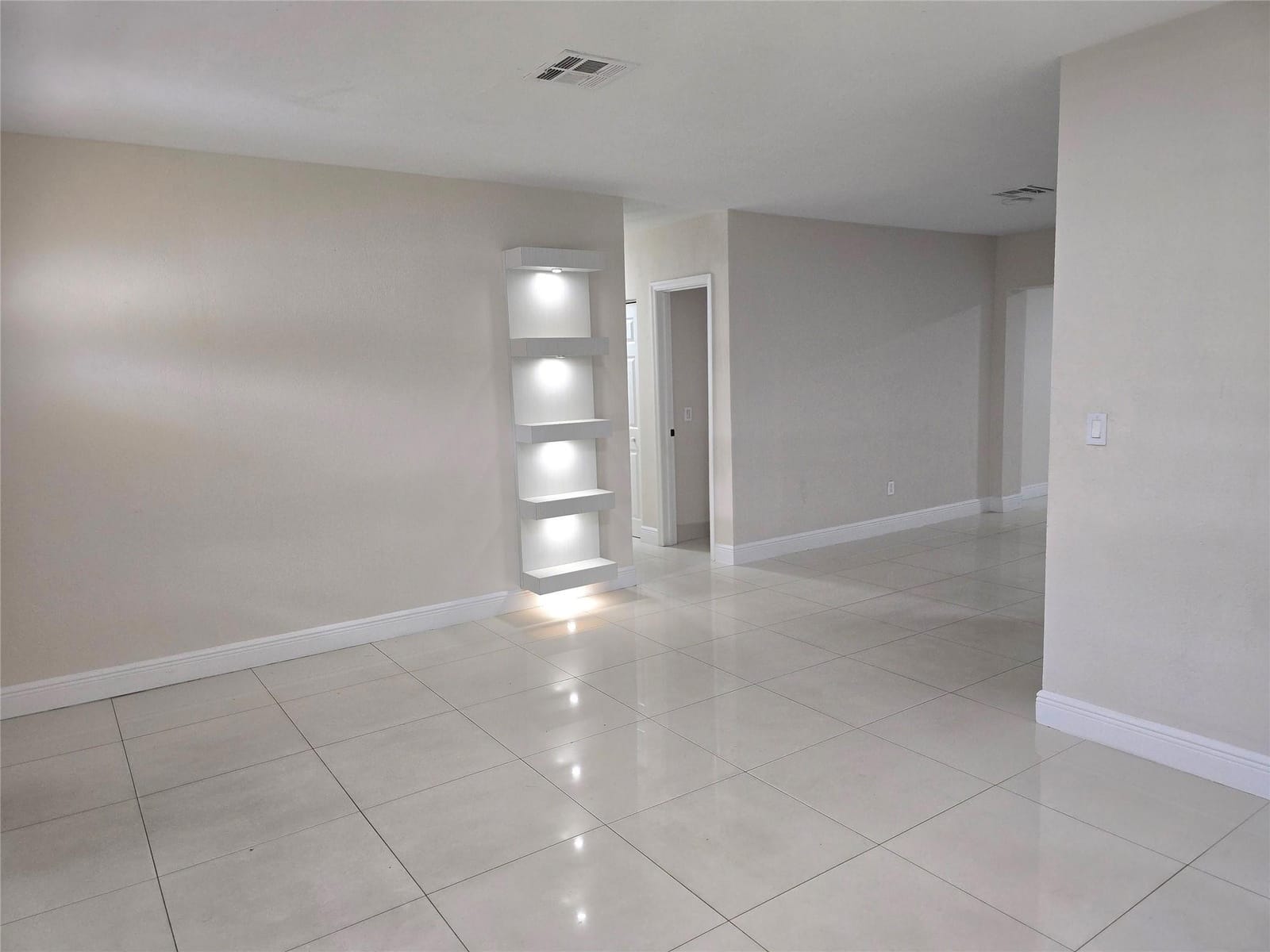 18422 NW 42nd Court, Miami Gardens, FL 33055 photo 4