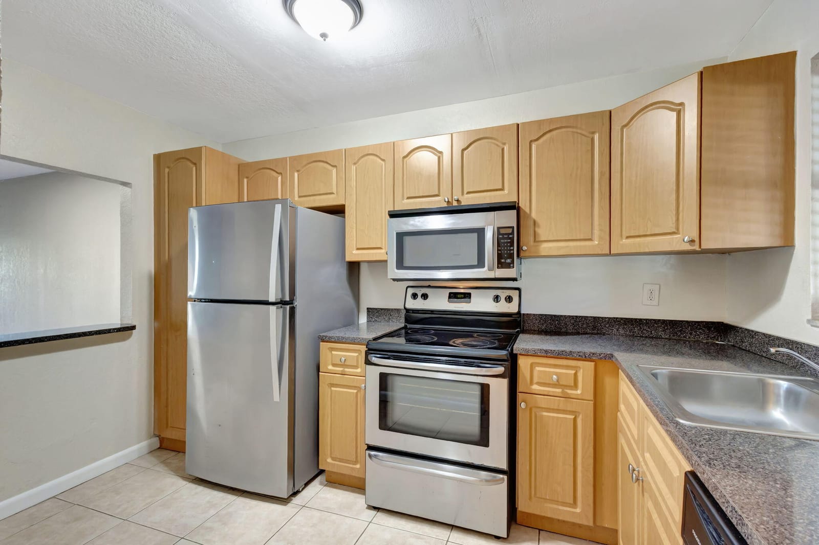 120 Sparrow Drive 213 — photo 4