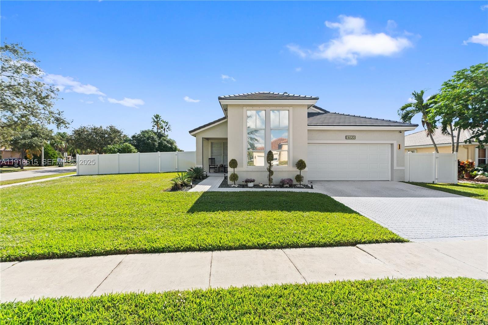16120 SW 11th Street, Pembroke Pines, FL 33027