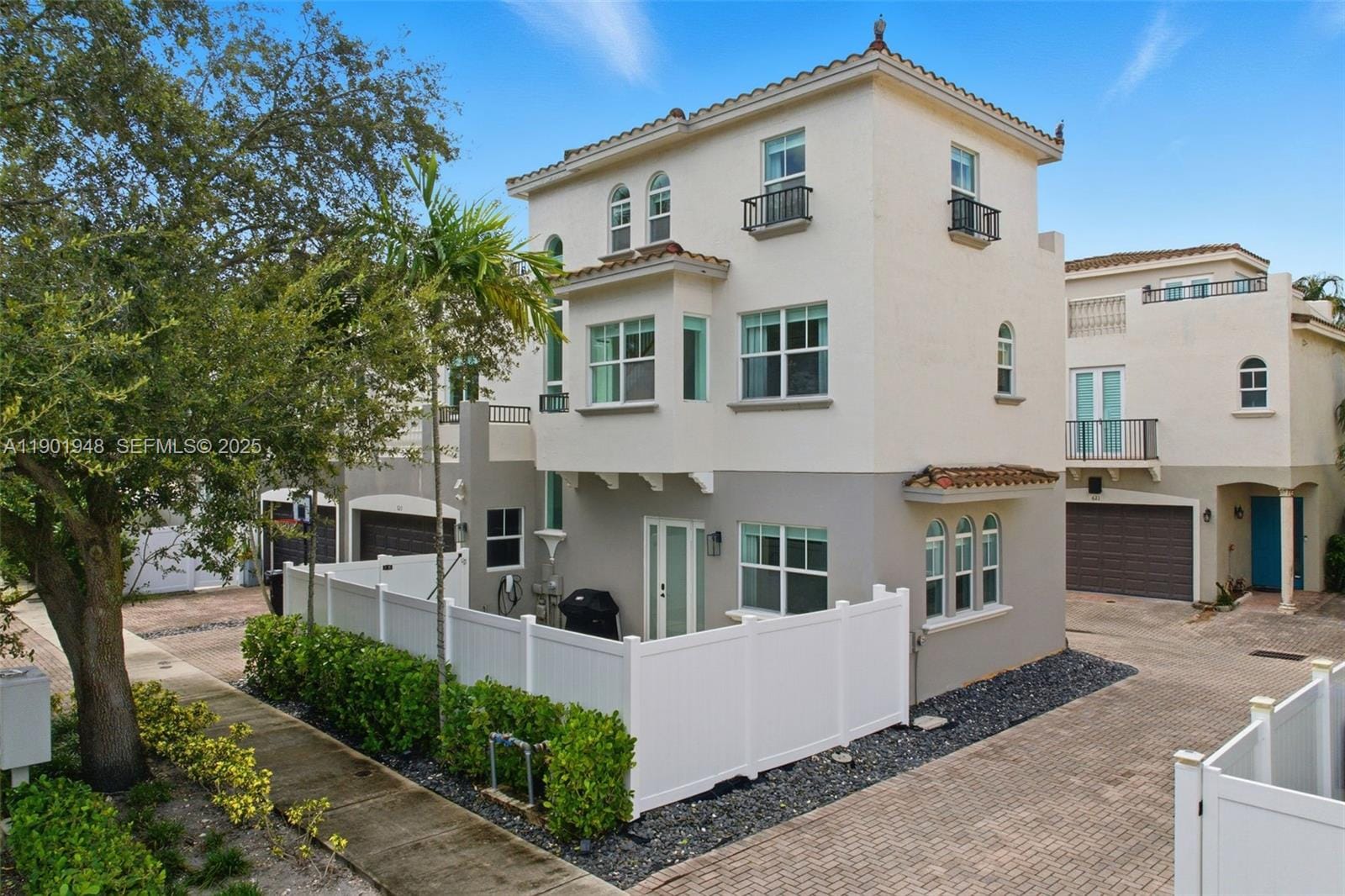 623 NE 11th Avenue, Fort Lauderdale, FL 33304