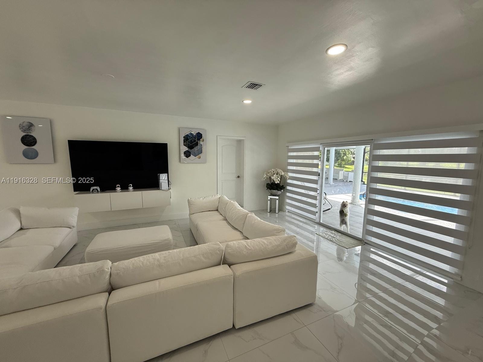 19150 S Saint Andrews Drive, Hialeah, FL 33015 photo 21
