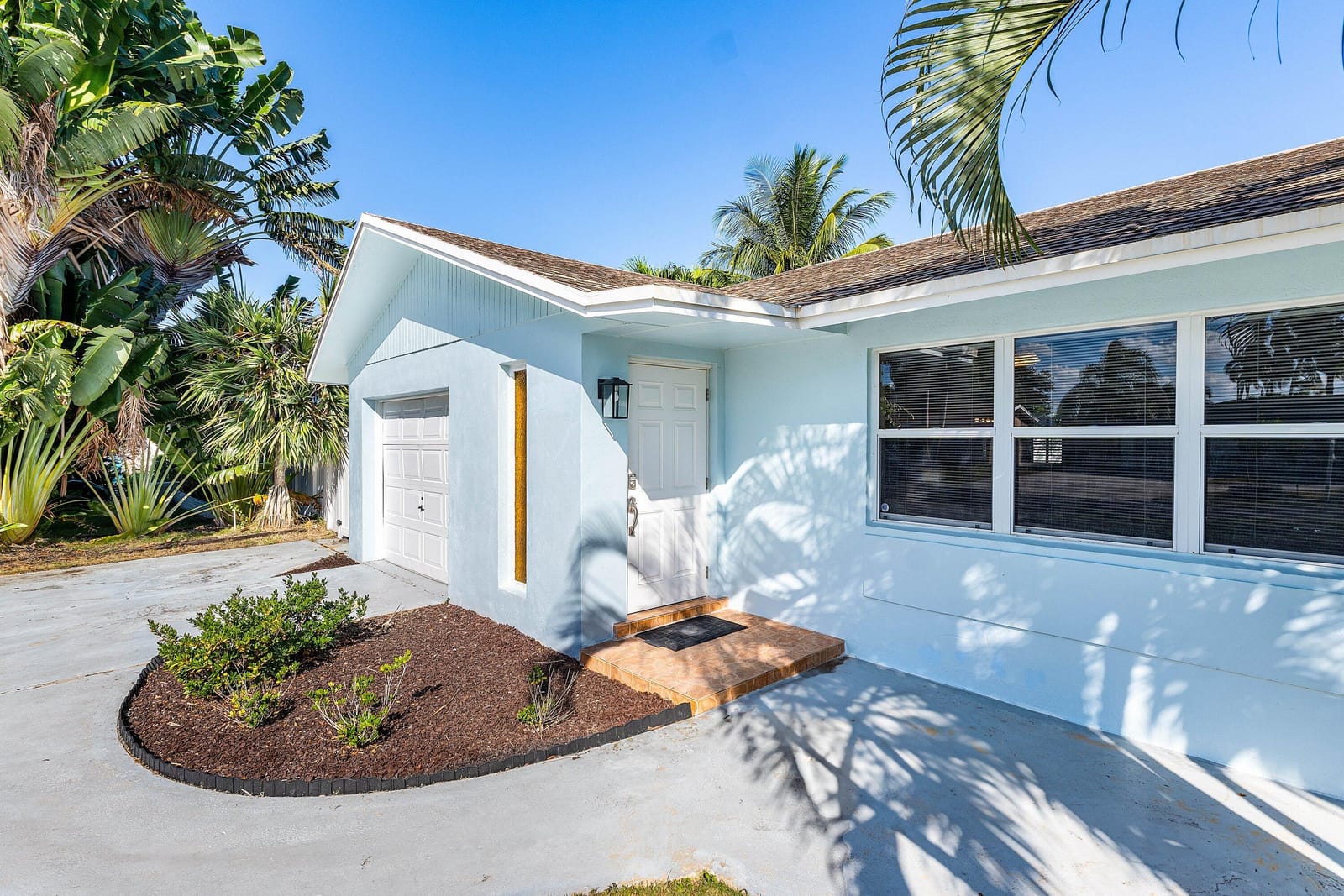 2814 SW 5th Street — photo 4