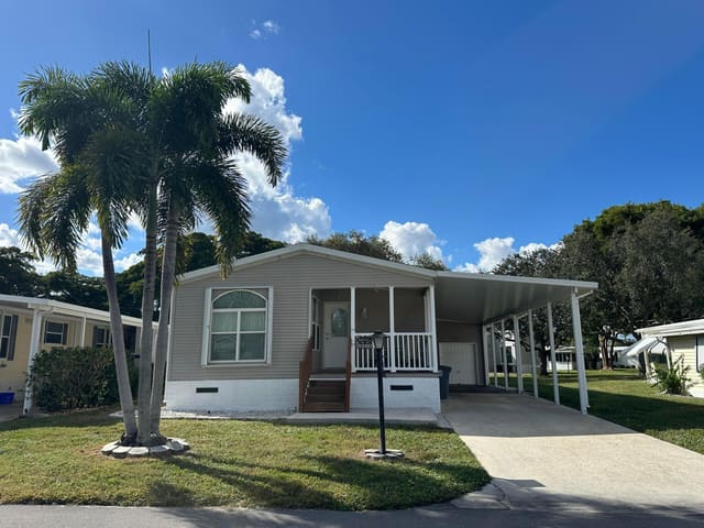 8260 E Club Road, sold in West Lakes, Boca Raton, FL