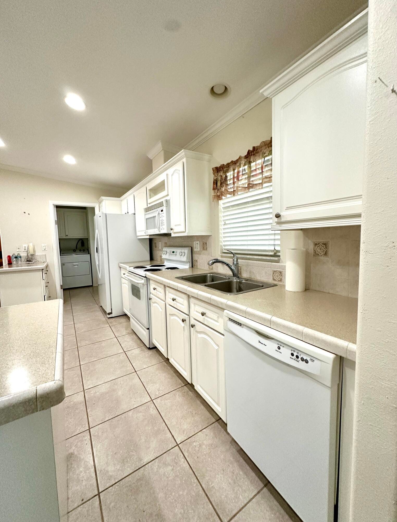 8260 E Club Road, Boca Raton, FL 33433 photo 12