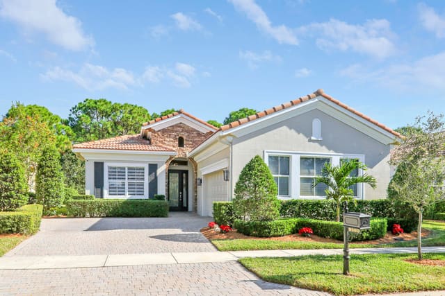 9580 SW Nuova Way, Port St. Lucie, FL 34986