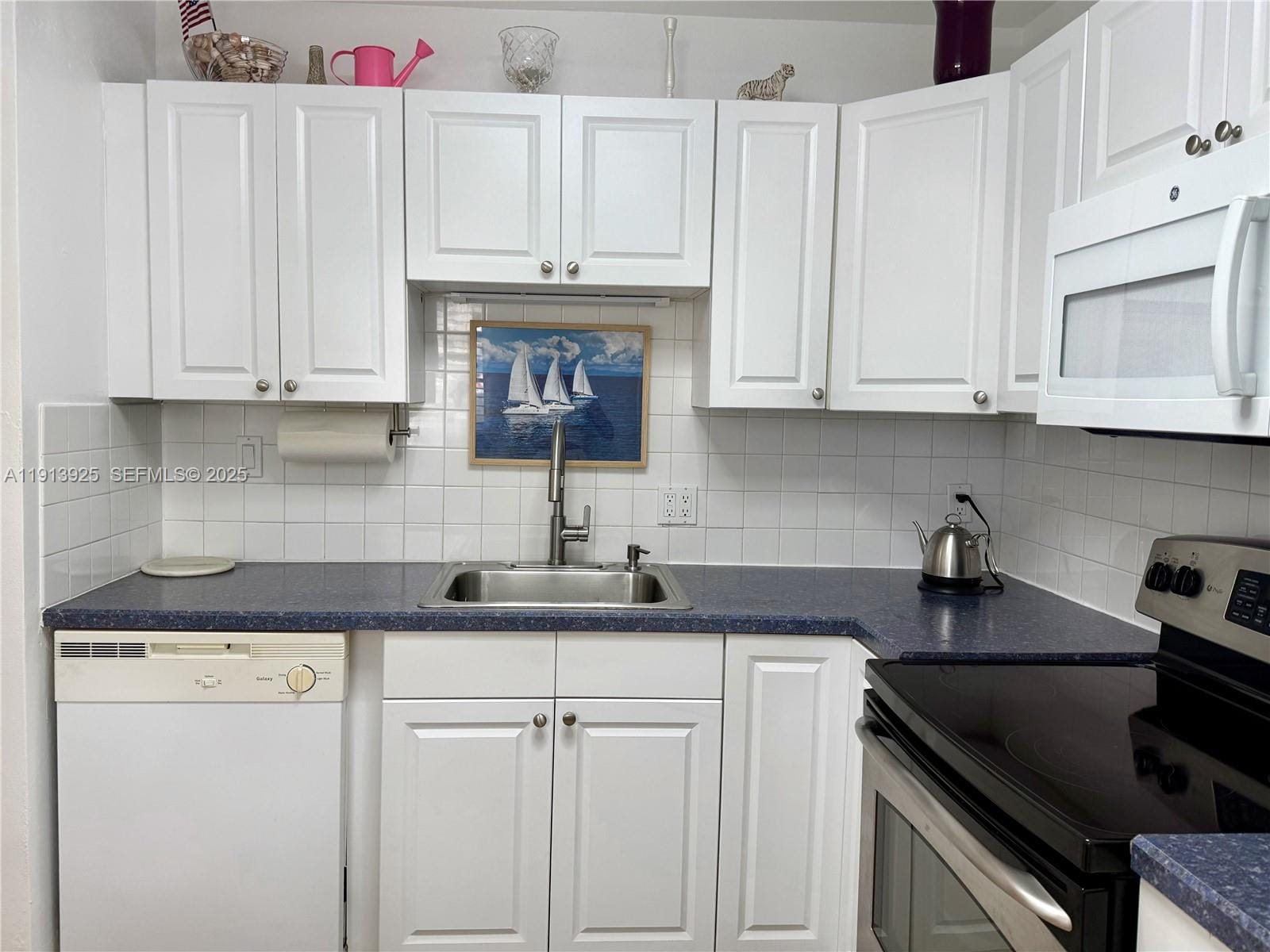 4310 NW 12th Court 106 — photo 12