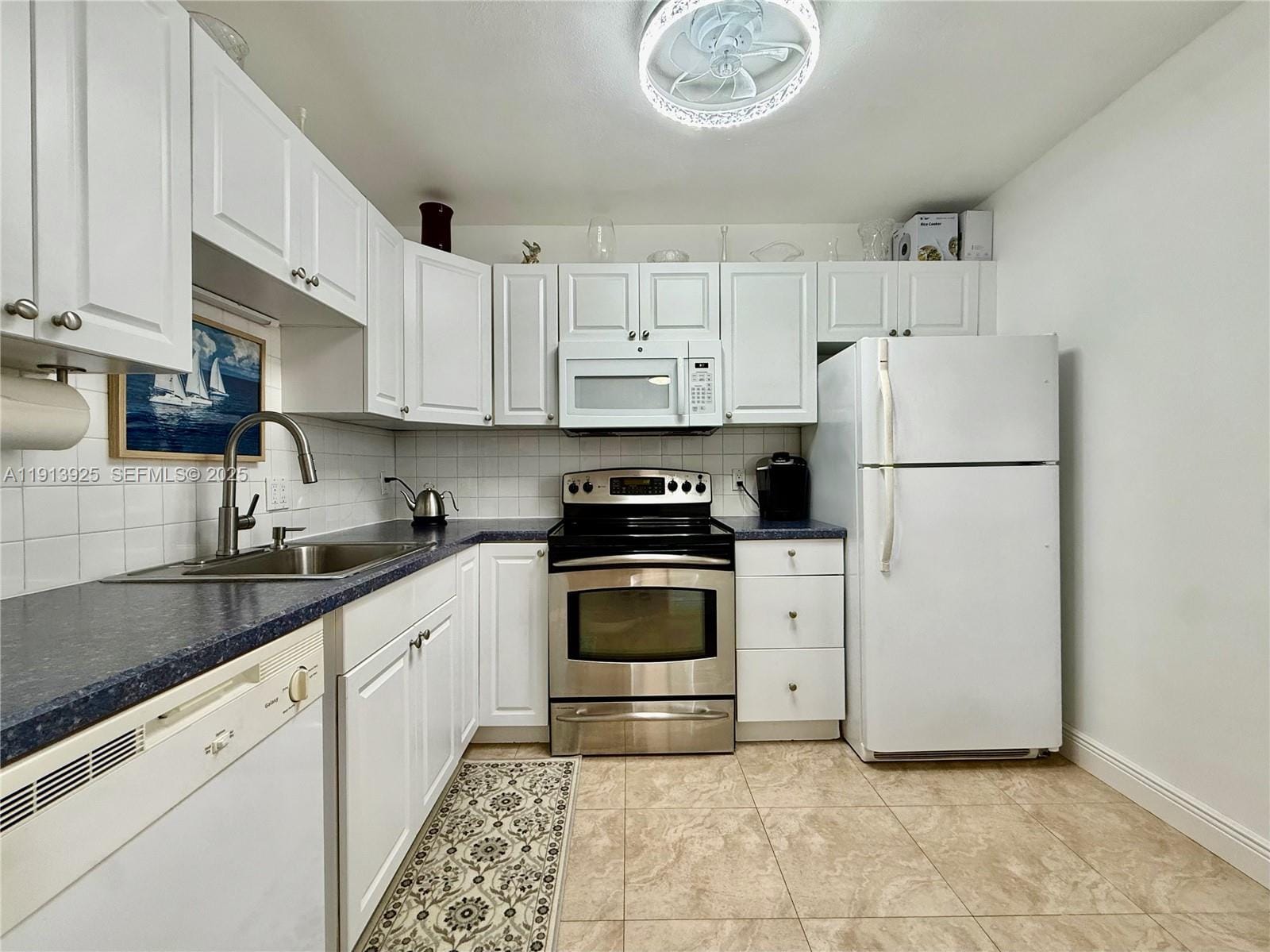 4310 NW 12th Court 106 — photo 4
