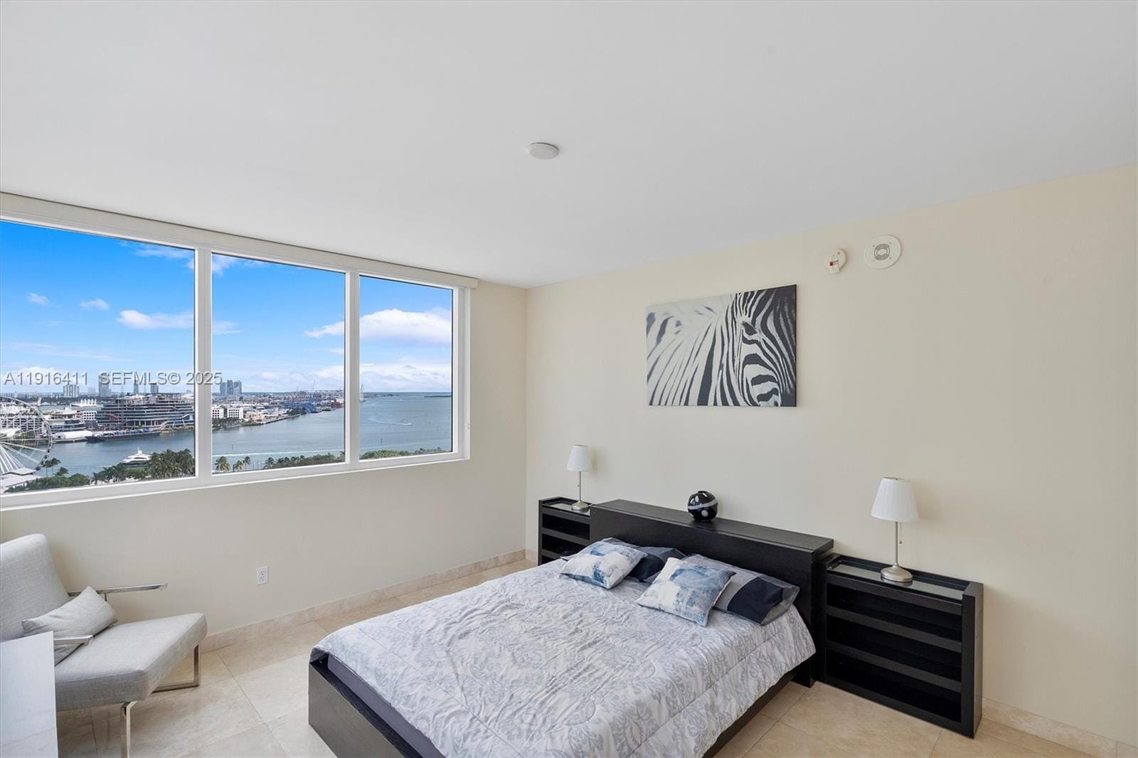 253 NE 2nd Street 1803, Miami, FL 33132 photo 14