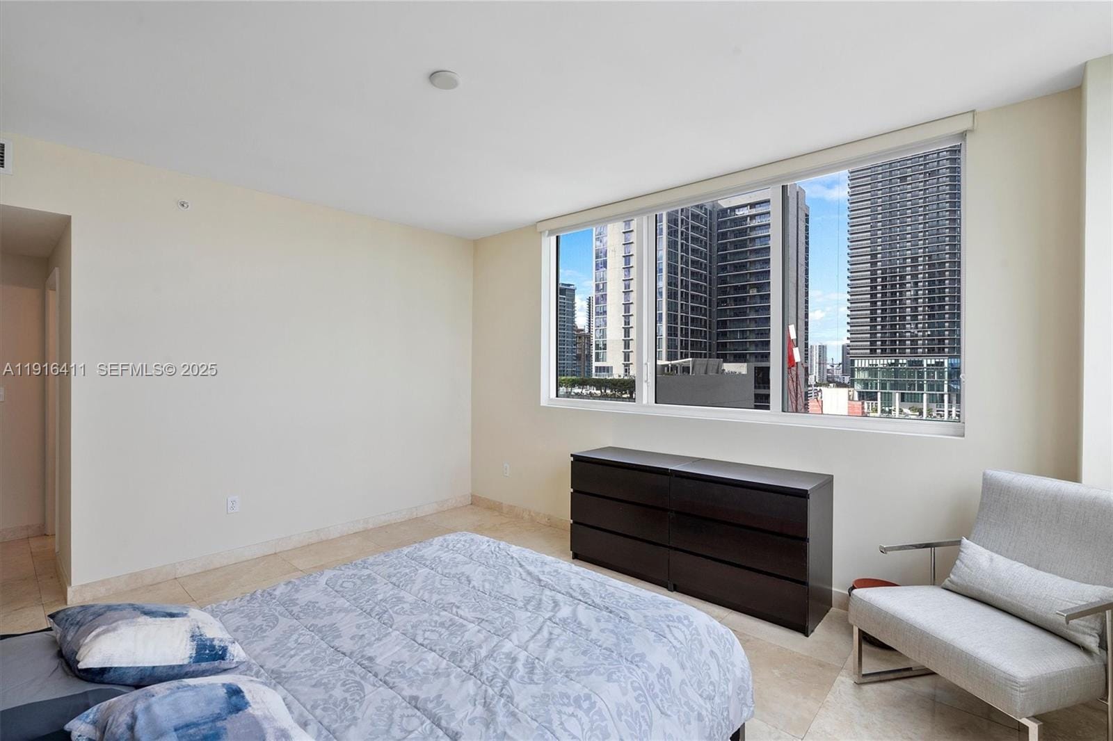 253 NE 2nd Street 1803, Miami, FL 33132 photo 16