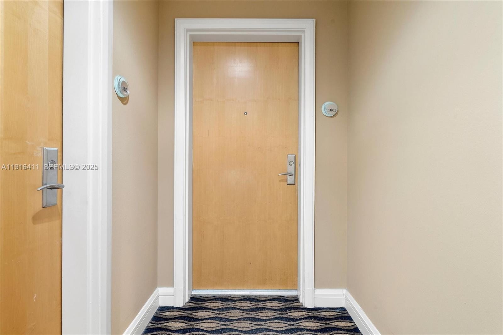 253 NE 2nd Street 1803, Miami, FL 33132 photo 21