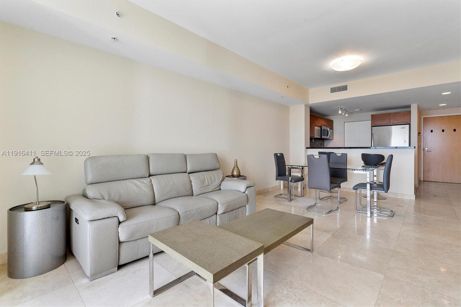253 NE 2nd Street 1803, Miami, FL 33132 photo 5