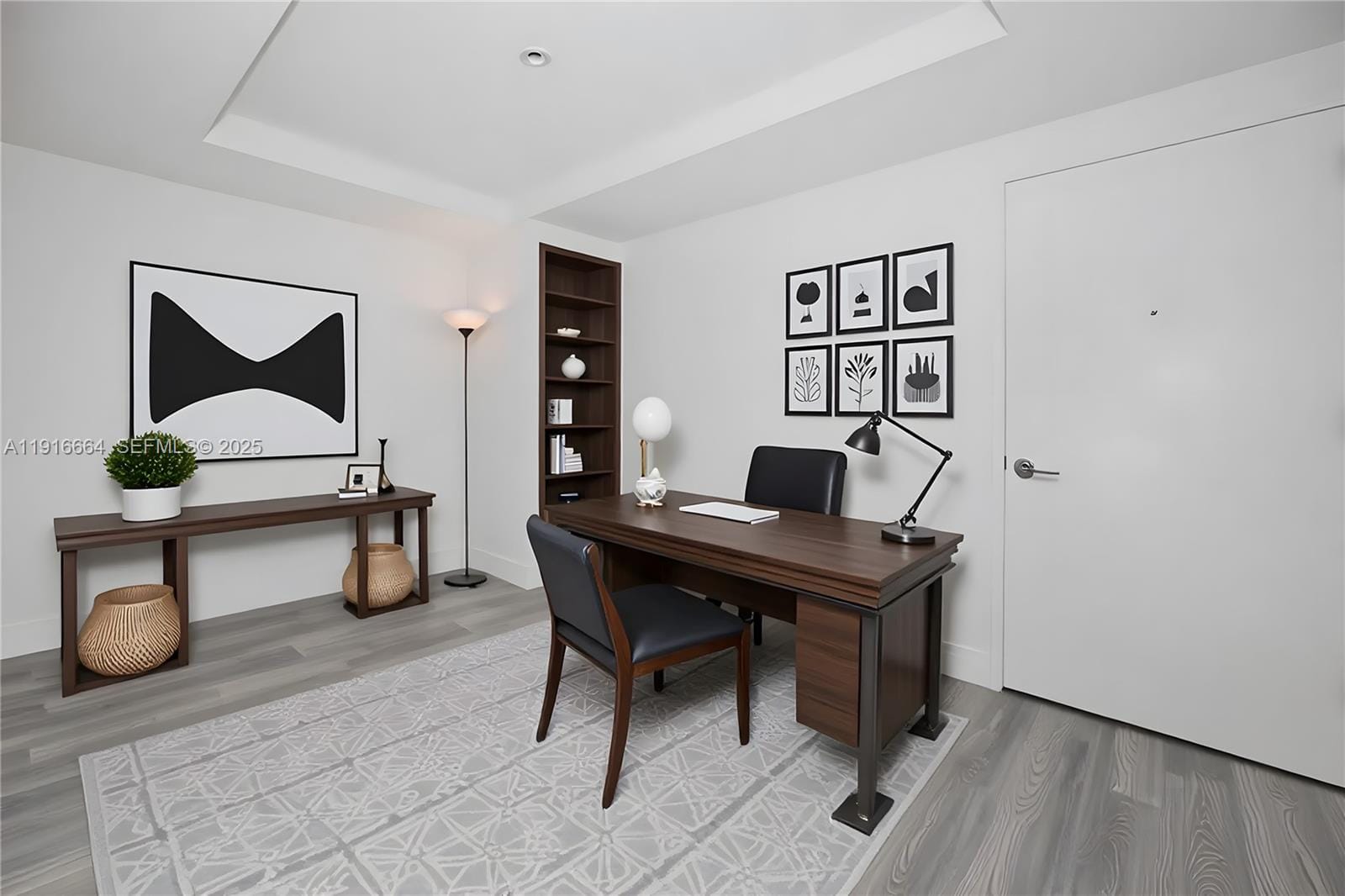 45 SW 9th Street 1504, Miami, FL 33130 photo 3