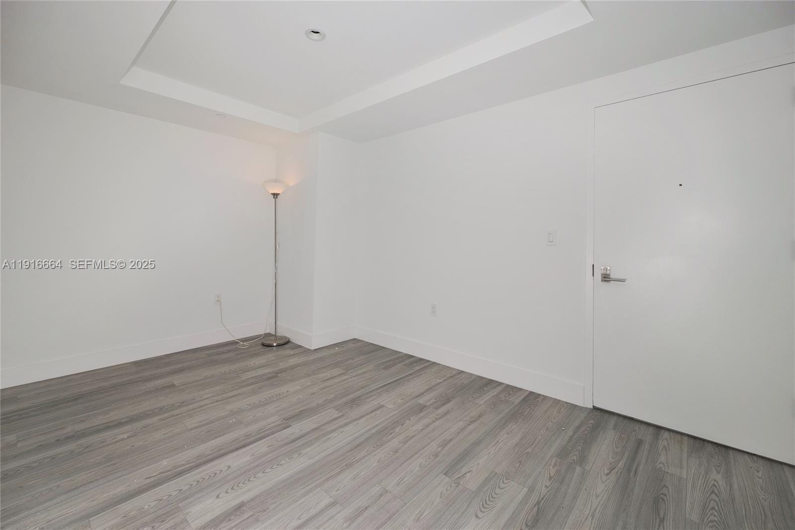45 SW 9th Street 1504, Miami, FL 33130 photo 4