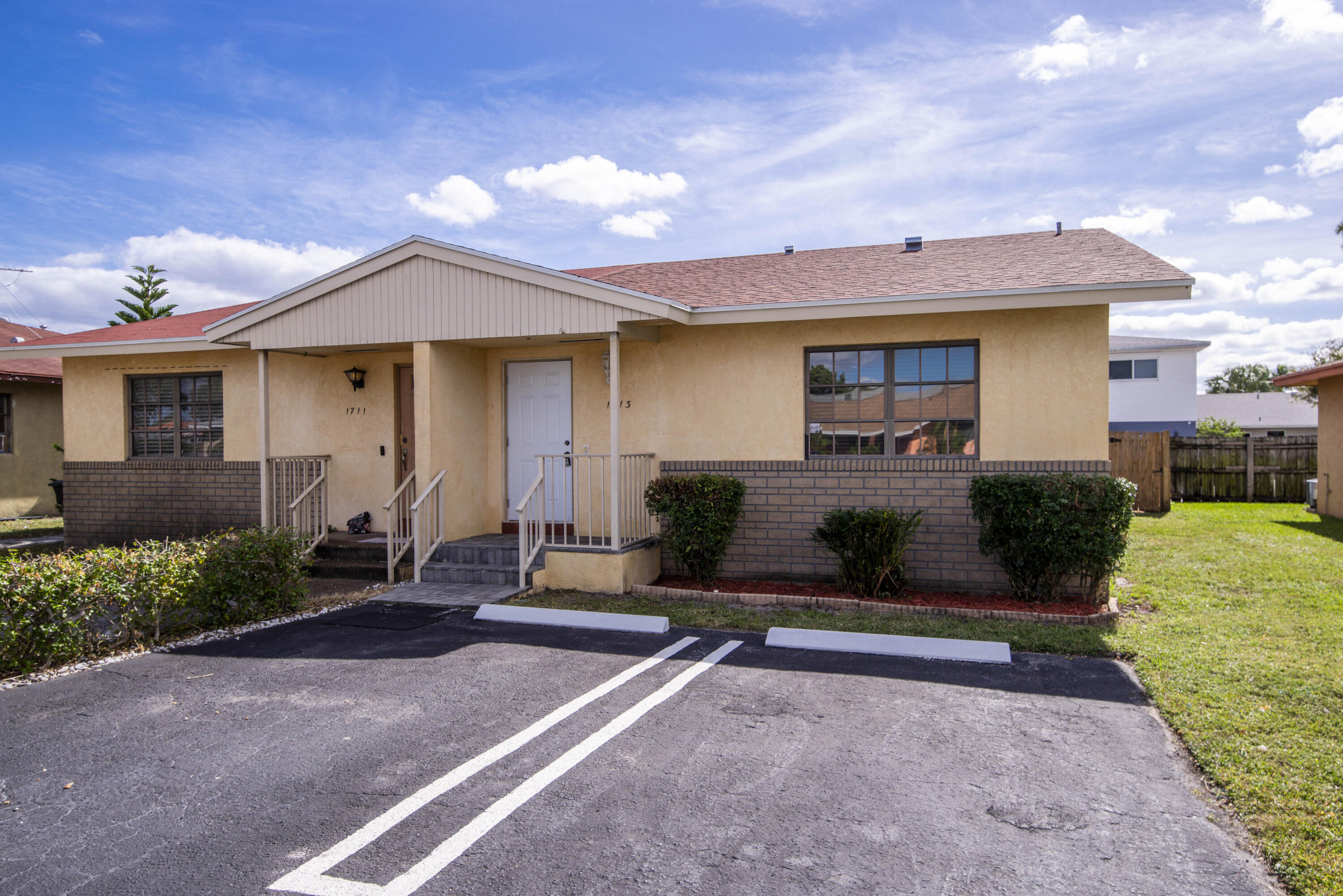 1713 Barton Court, Lake Worth Beach, FL 33460, Lake Worth Beach
