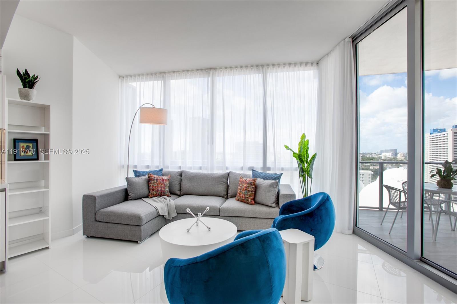 851 NE 1st Avenue 1810, Miami, FL 33132, Miami