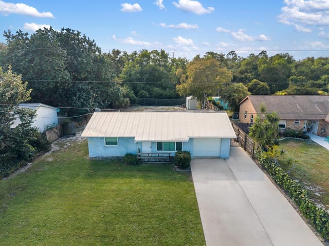 8756 SE Sunset Drive, sold in Poinciana Gardens, Hobe Sound, FL