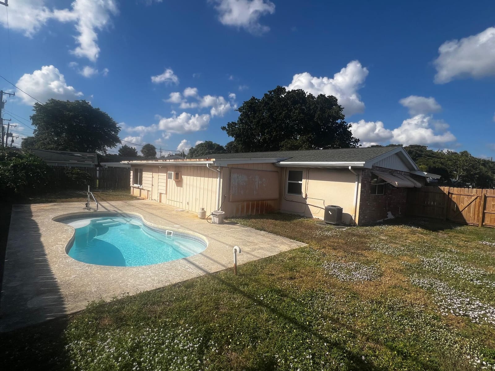 754 Fairhaven Drive — photo 2