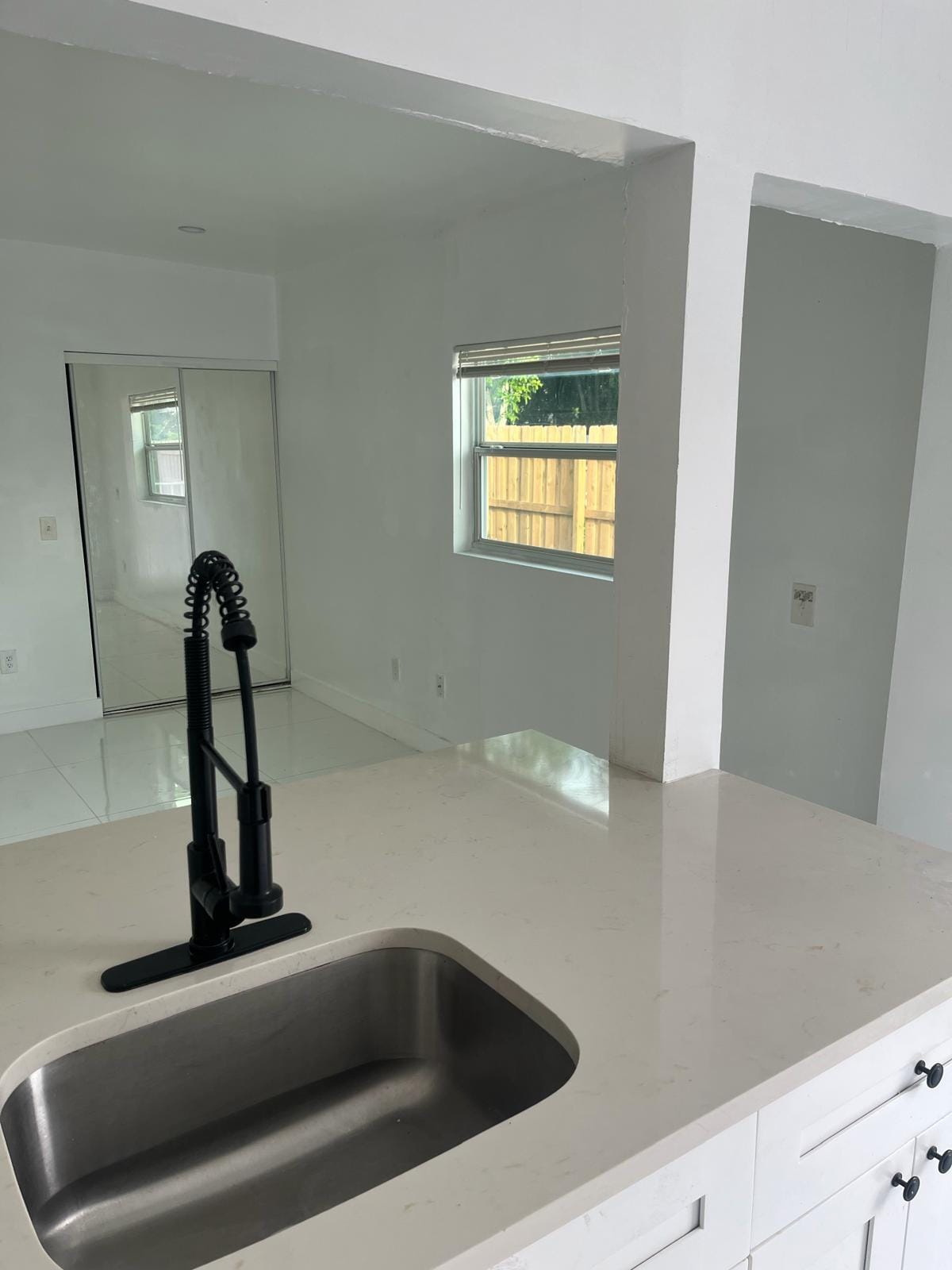 3918 Serubi Avenue — photo 11