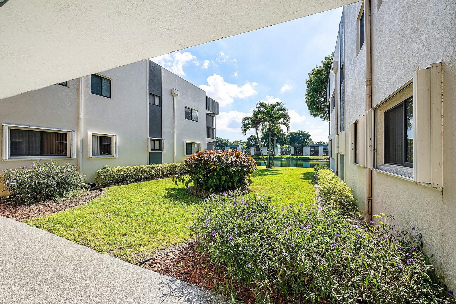 15036 Ashland Lane 43 — photo 3