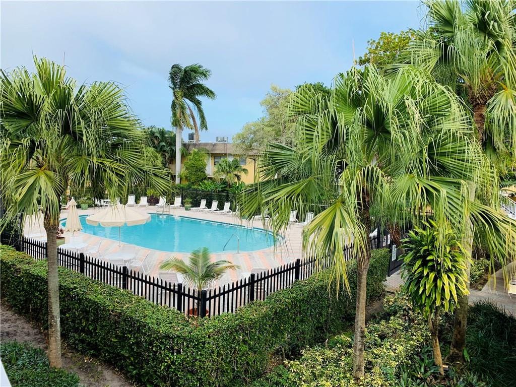 5162 NE 6th Avenue 324, Oakland Park, FL 33334