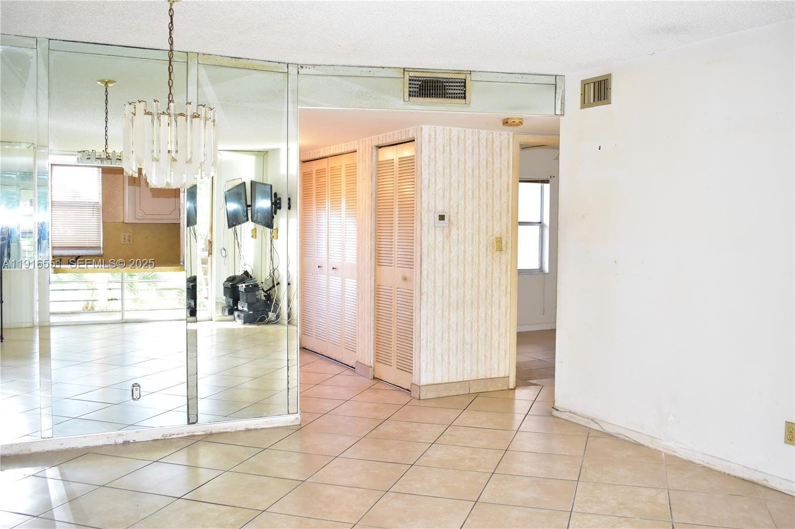 9370 Sunrise Lakes Boulevard 203 — photo 3