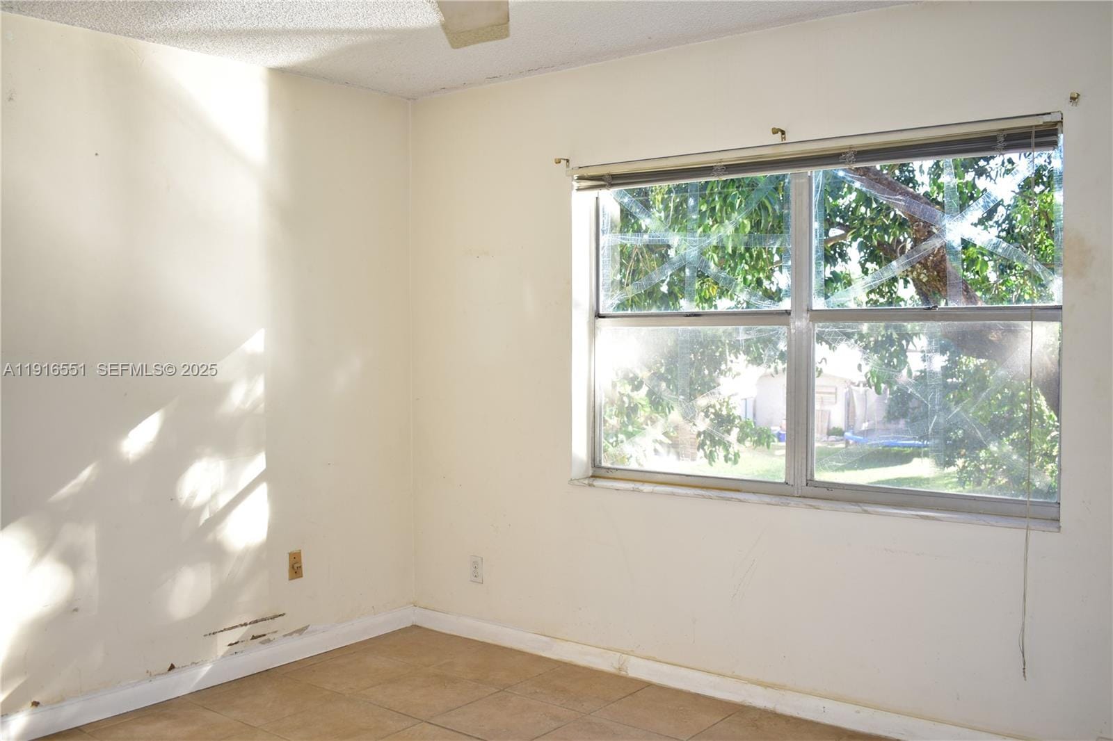 9370 Sunrise Lakes Boulevard 203 — photo 9