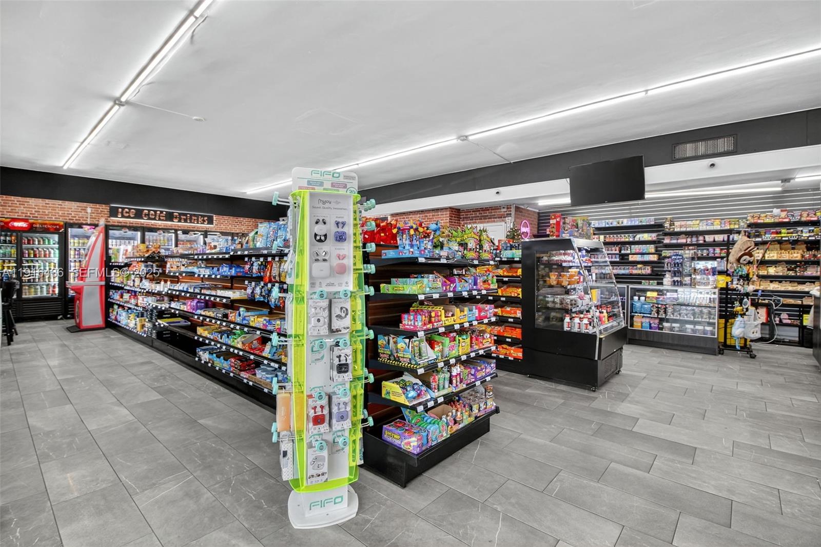 Convenience S/Smoke Shop Store & Smoke Shop For Sale, Miami, FL 33126, Miami