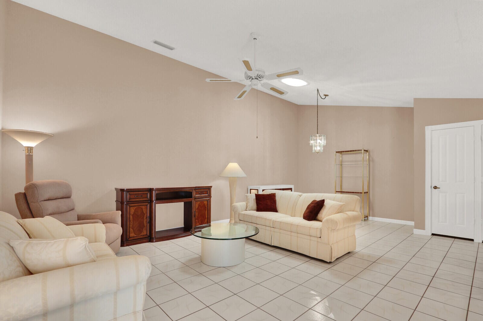 1255 NW Sun Terrace Circle 7b — photo 11