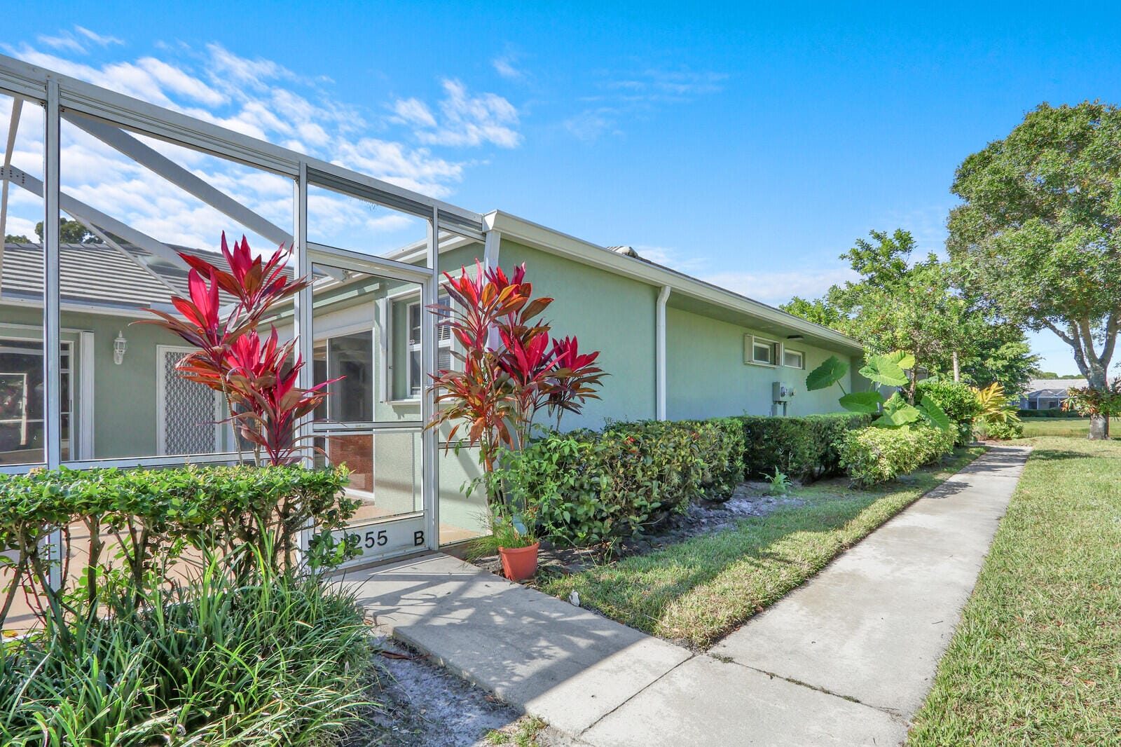 1255 NW Sun Terrace Circle 7b — photo 4