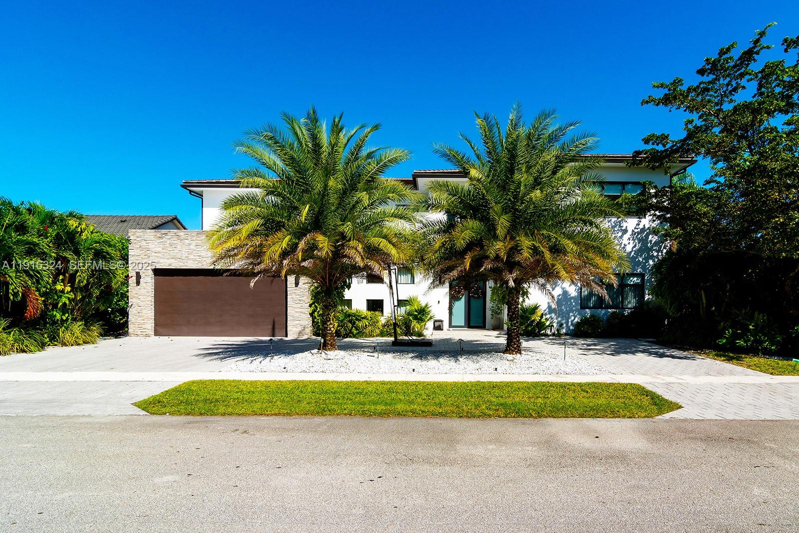 10151 SW 3rd Street, Plantation, FL 33324, Plantation