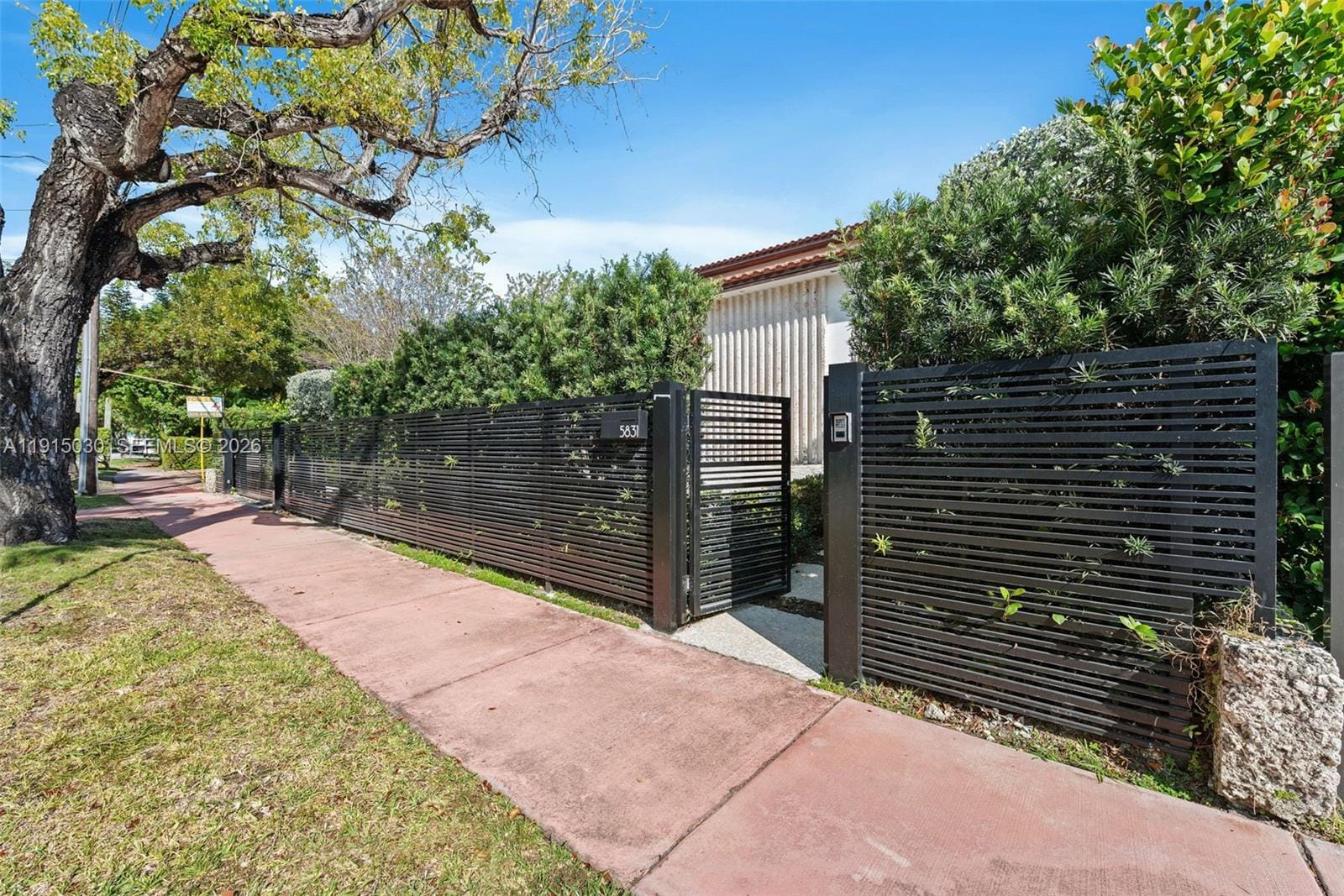 5831 Alton Road — photo 8