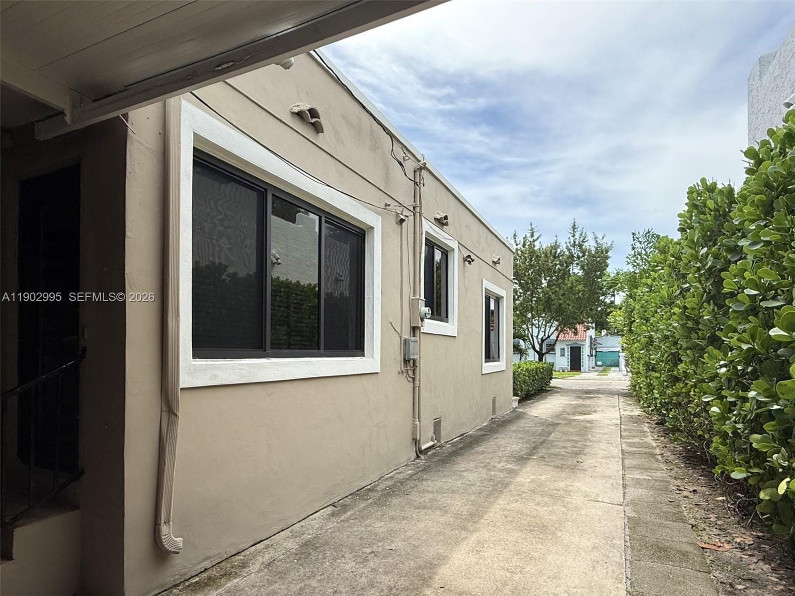 1835 SW 10th Street — photo 5