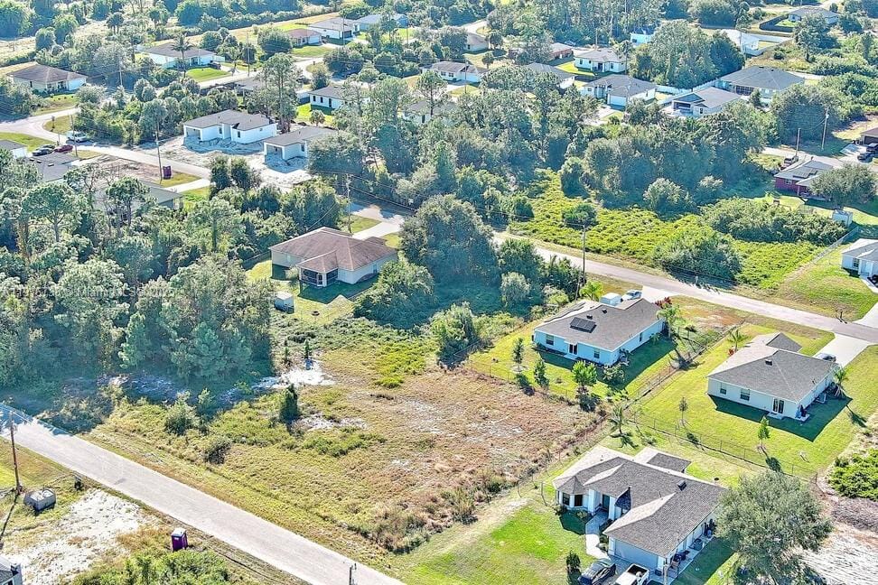 341 Ranchito Avenue, Lehigh Acres, FL 33974 photo 22