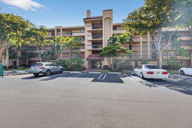 500 Egret Circle 8306, Delray Beach, FL 33444