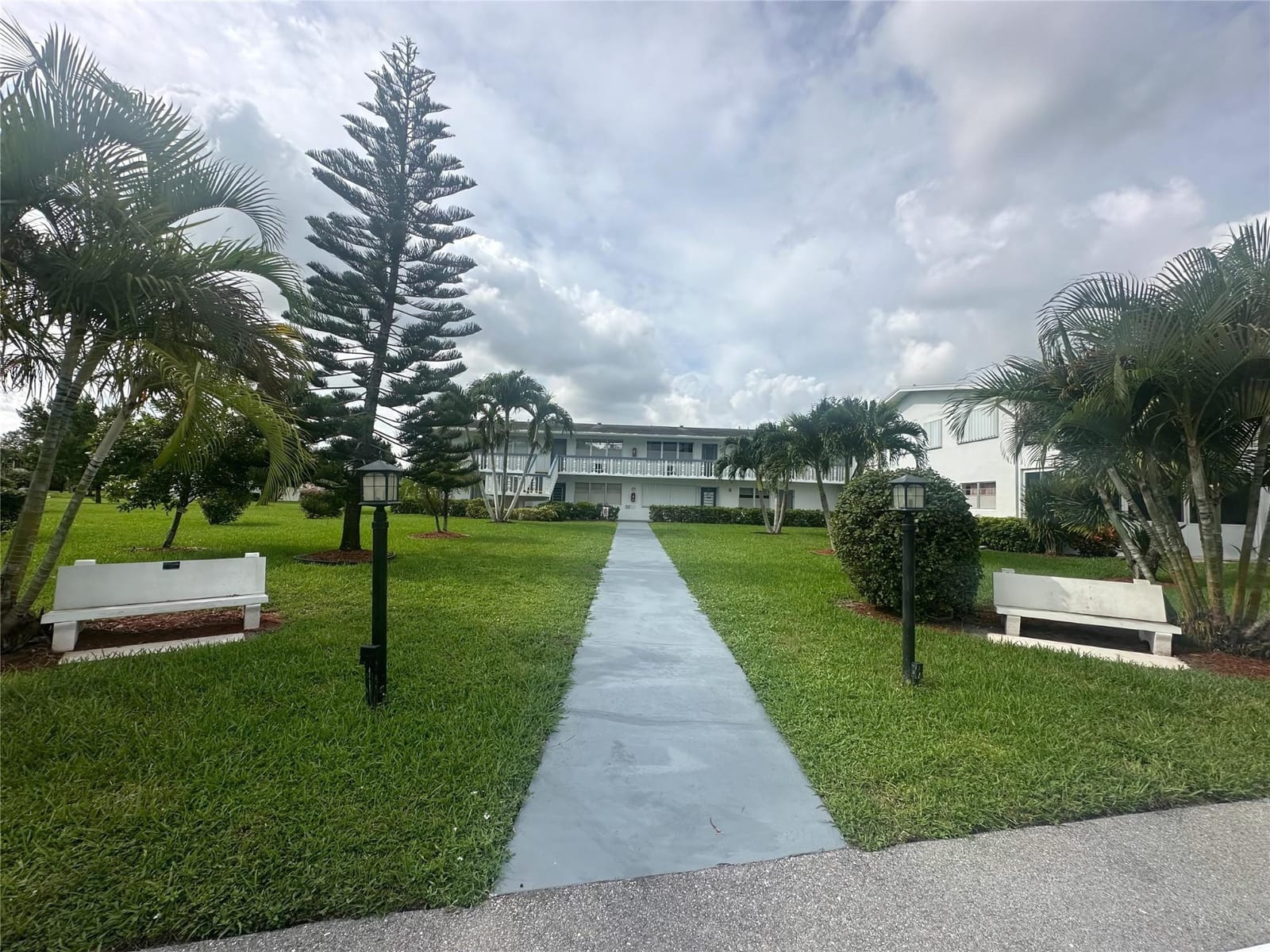 163 Markham H 163, Deerfield Beach, FL 33442