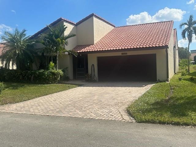 3 bedroom home for sale at 7009 Golf Pointe, Tamarac, FL 33321 — $540,000