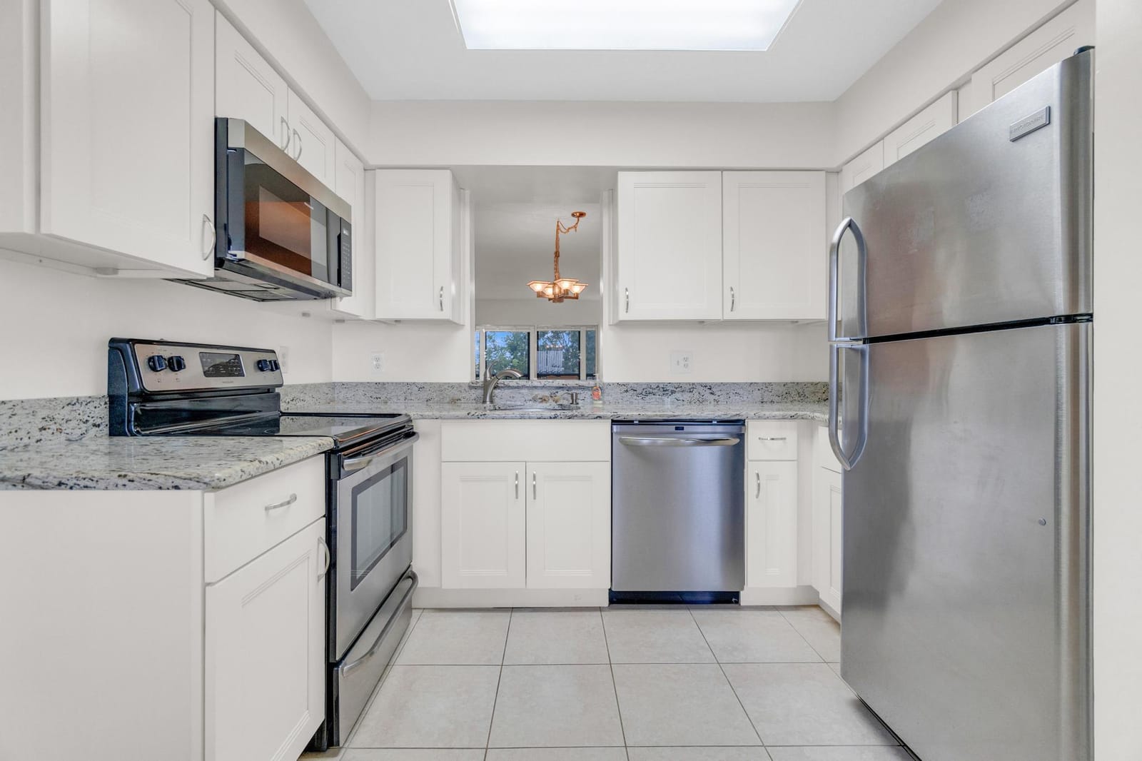 7192 Huntington Lane 407, Delray Beach, FL 33446