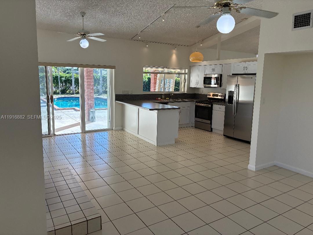 14930 SW 157th Terrace, Miami, FL 33187 photo 7