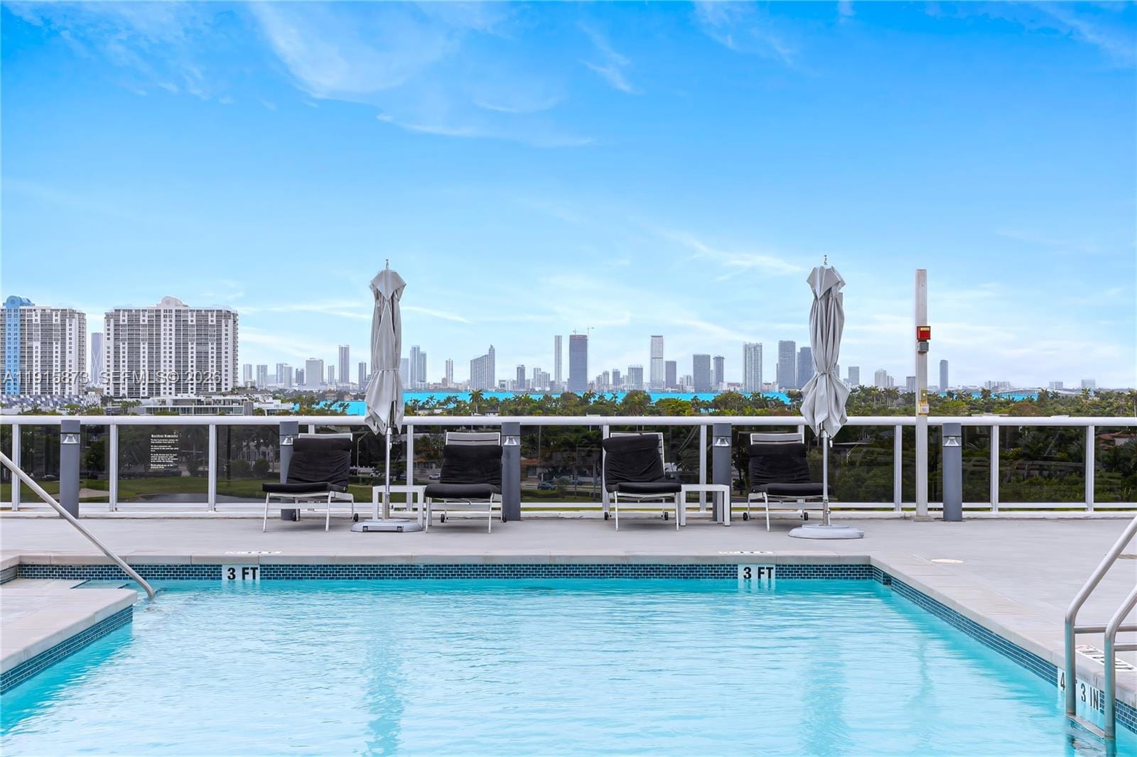 2001 Meridian Avenue 515, Miami Beach, FL 33139 photo 3