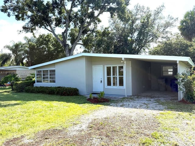 2045 79th Avenue, sold in Westgate Colony, Vero Beach, FL