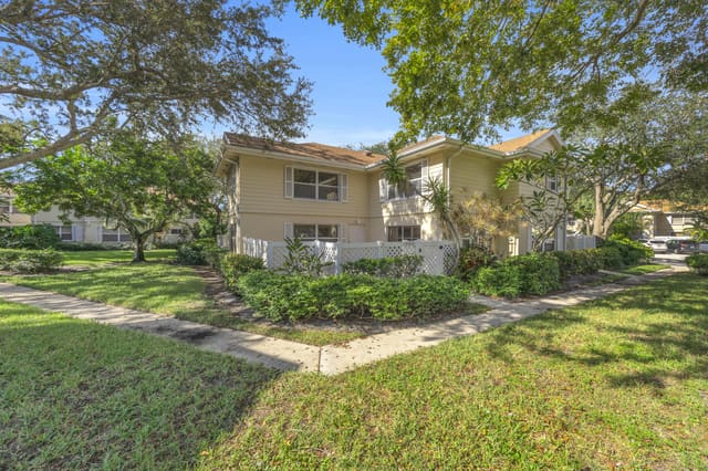 8130 Sedgewick Court 30b, West Palm Beach, FL 33406