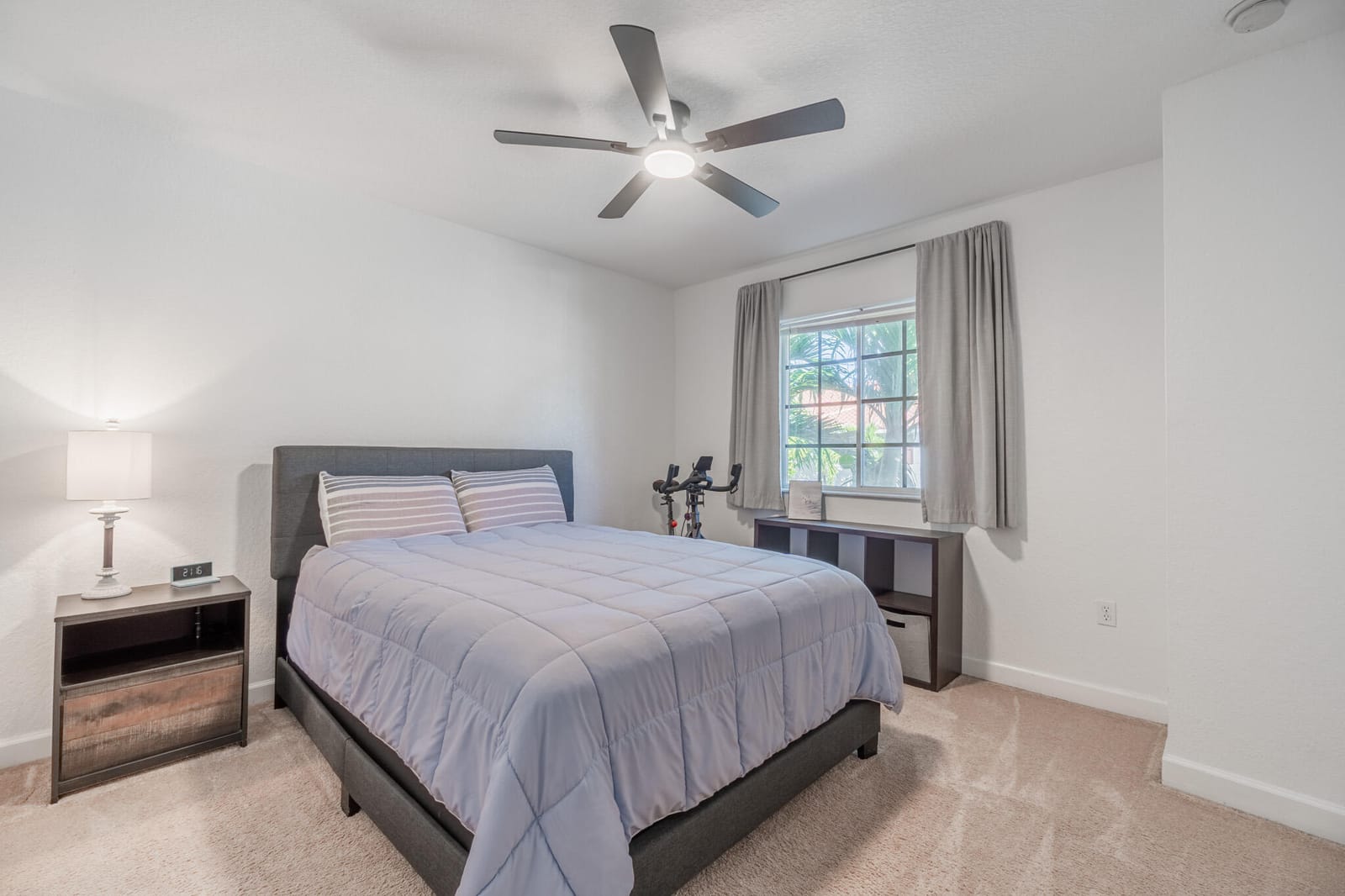 4203 Napoli Lake Drive, Riviera Beach, FL 33410 photo 27
