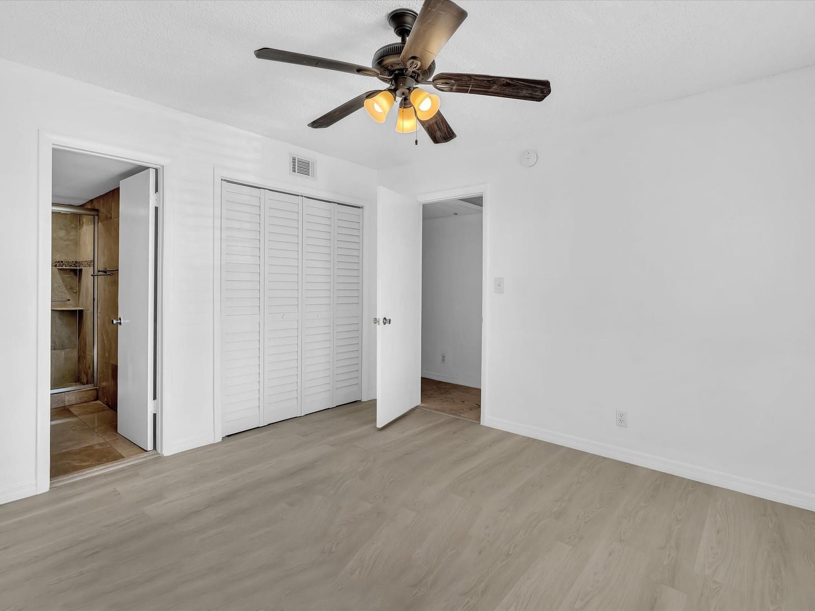 801 NE 18th Court 103 — photo 12