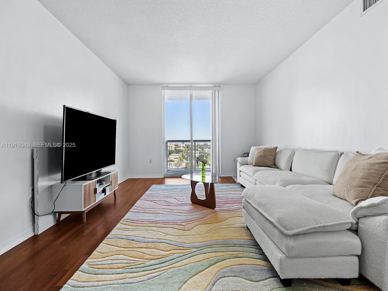 900 SW 8th Street 1208, Miami, FL 33130