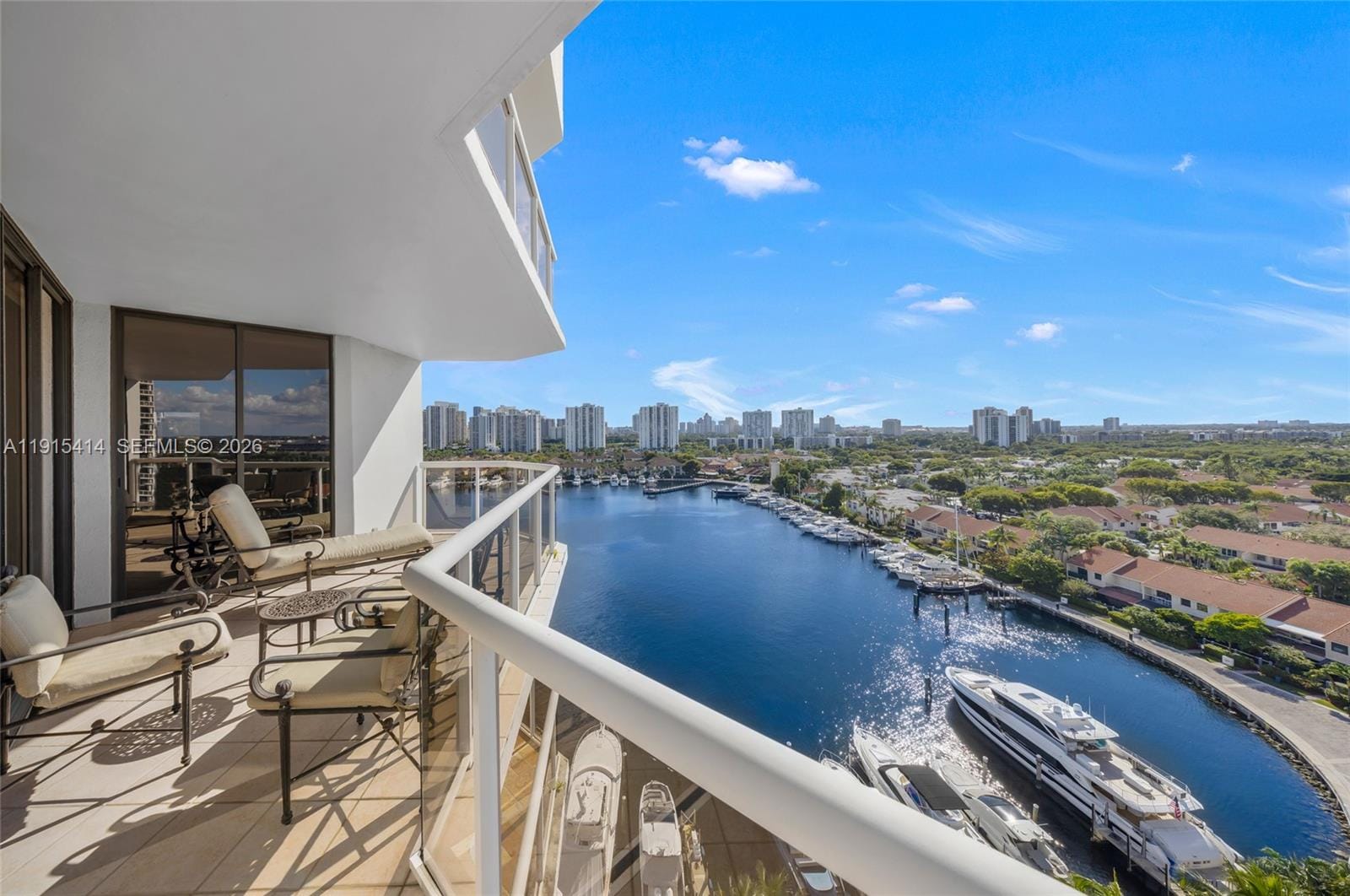 3610 Yacht Club Drive 1409, Aventura, FL 33180 photo 2
