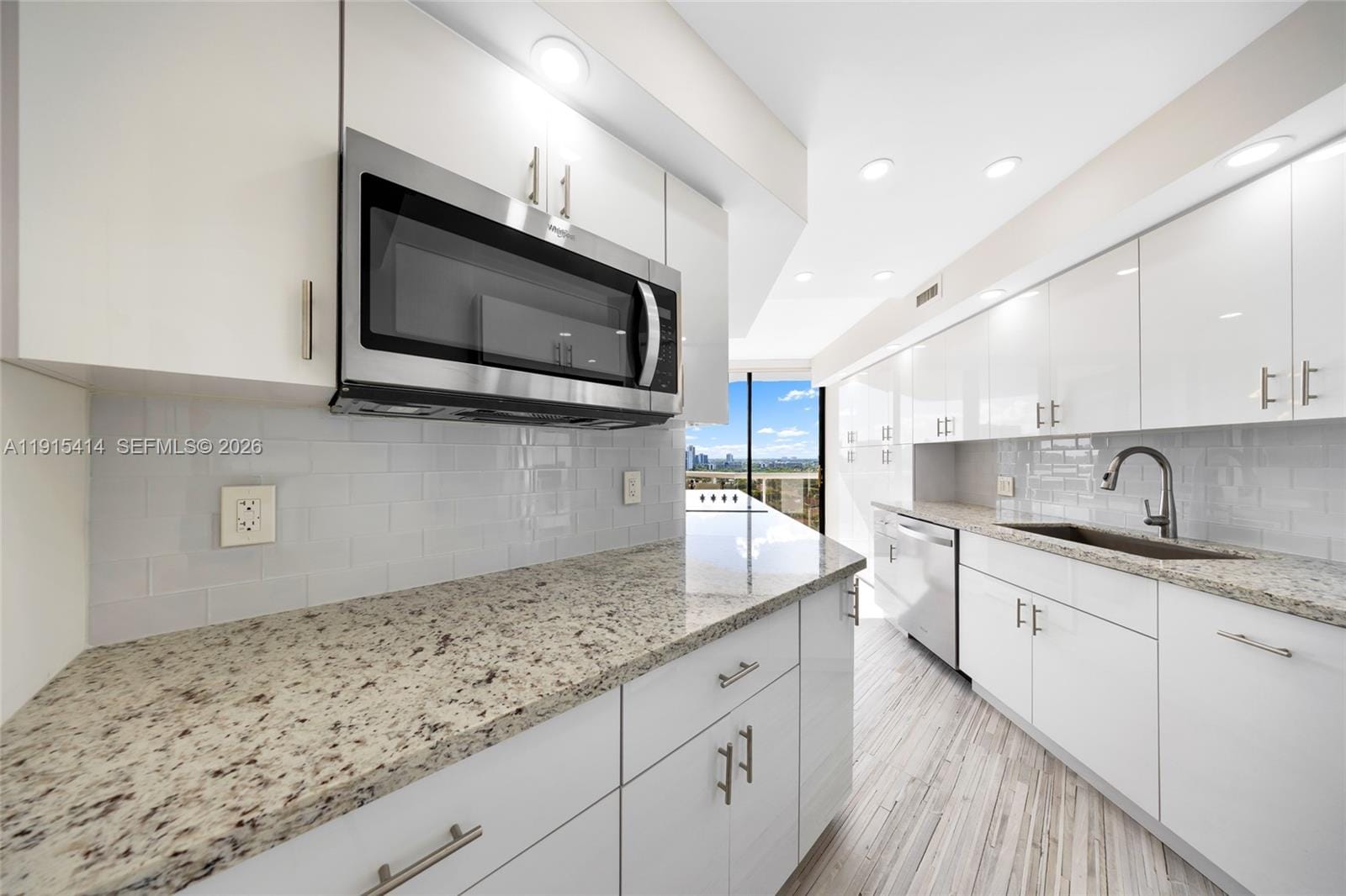 3610 Yacht Club Drive 1409, Aventura, FL 33180 photo 13