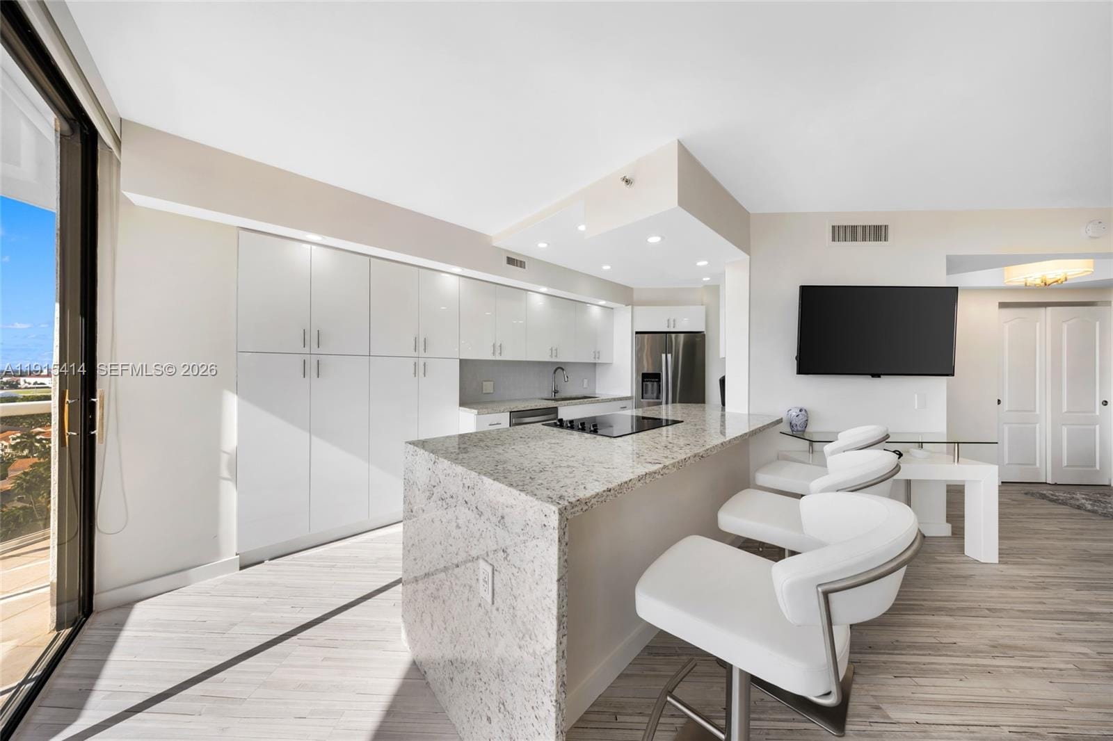 3610 Yacht Club Drive 1409, Aventura, FL 33180 photo 10