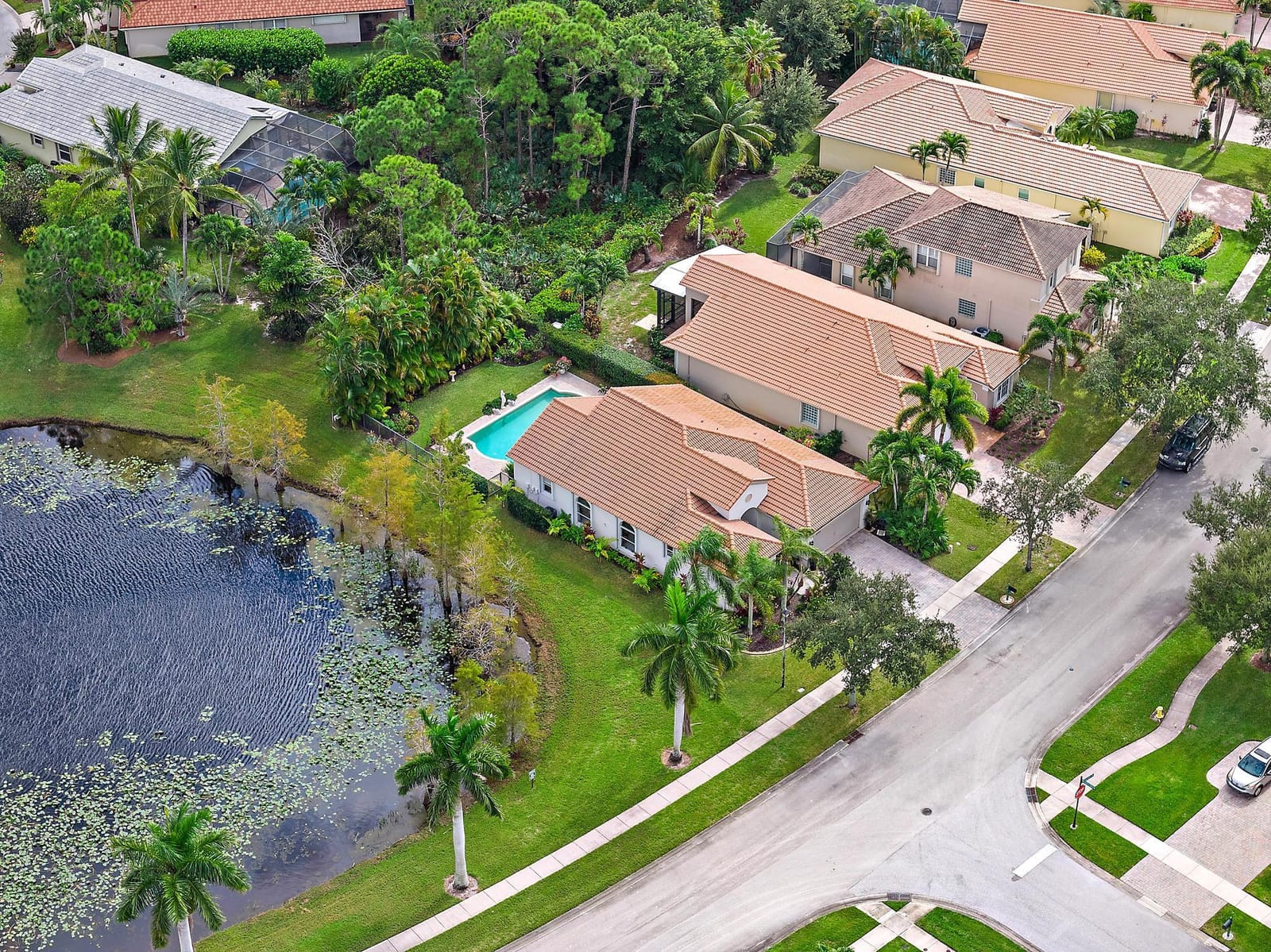 3 bedroom home for sale at 6784 Twin Oaks, Stuart, FL 34997 — $549,000