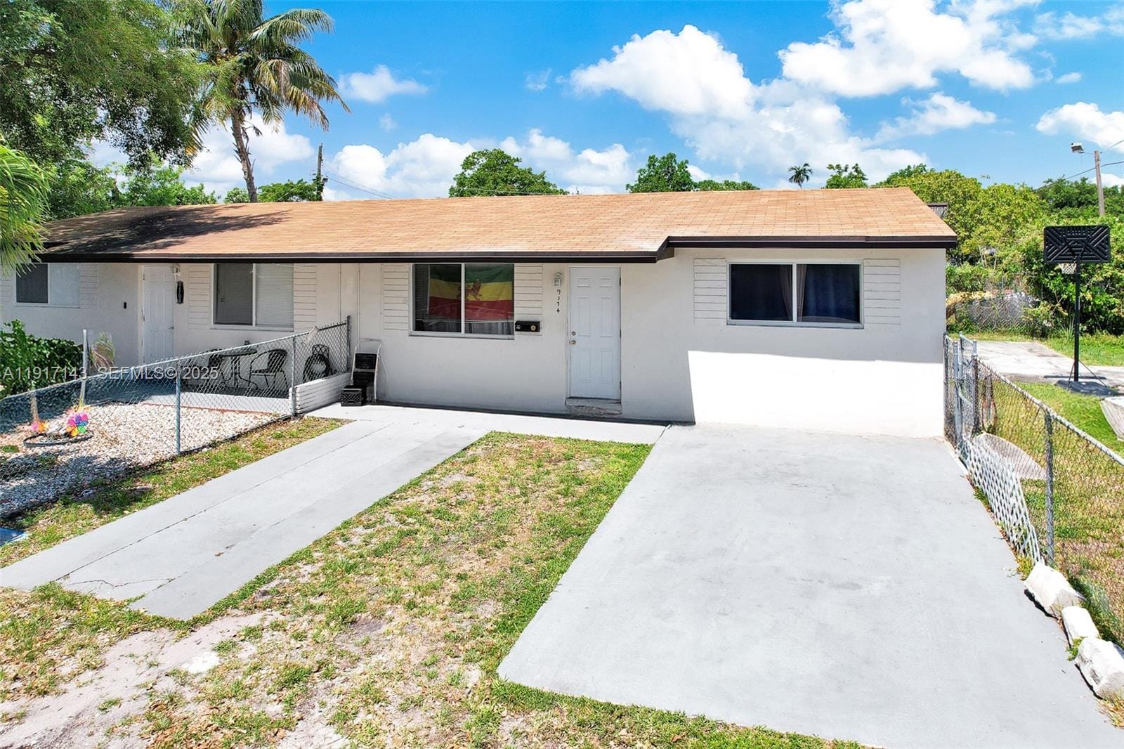 9164 NW 30th Court, Miami, FL 33147 photo 10